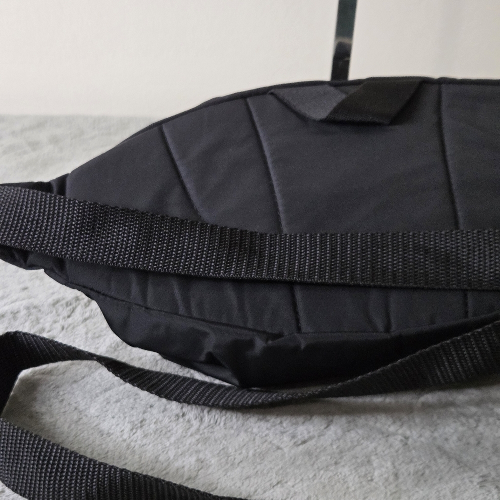 * Adidas Unisex Waist Pack Belt Workout Fitness Fannypack Crossbody Bag Black - Picture 12 of 15